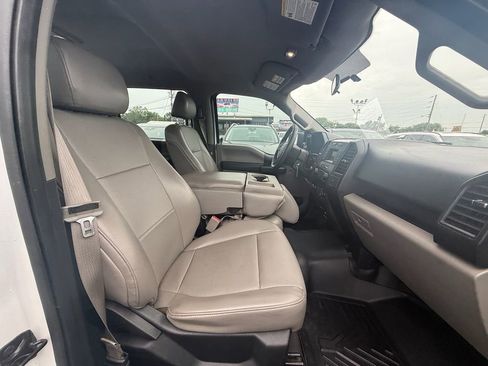 Used 2017 Ford F150 XL w/ Equipment Group 101A Mid AWD/4WD image 23
