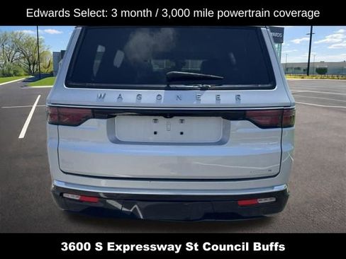Used 2022 Jeep Wagoneer Series III w/ Rear Seat Video Group 1 RWD image 2