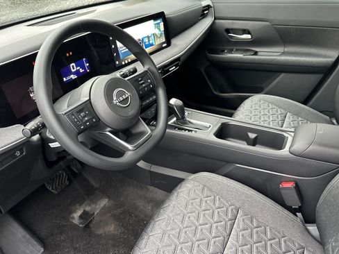 New 2026 Nissan Kicks SV image 10