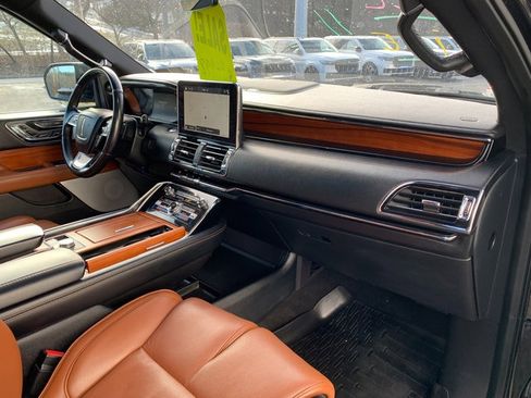 Used 2019 Lincoln Navigator Reserve w/ Cargo Package image 12