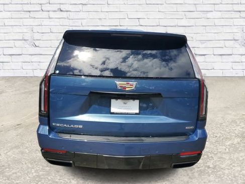 Used 2026 Cadillac Escalade ESV Platinum Sport image 3