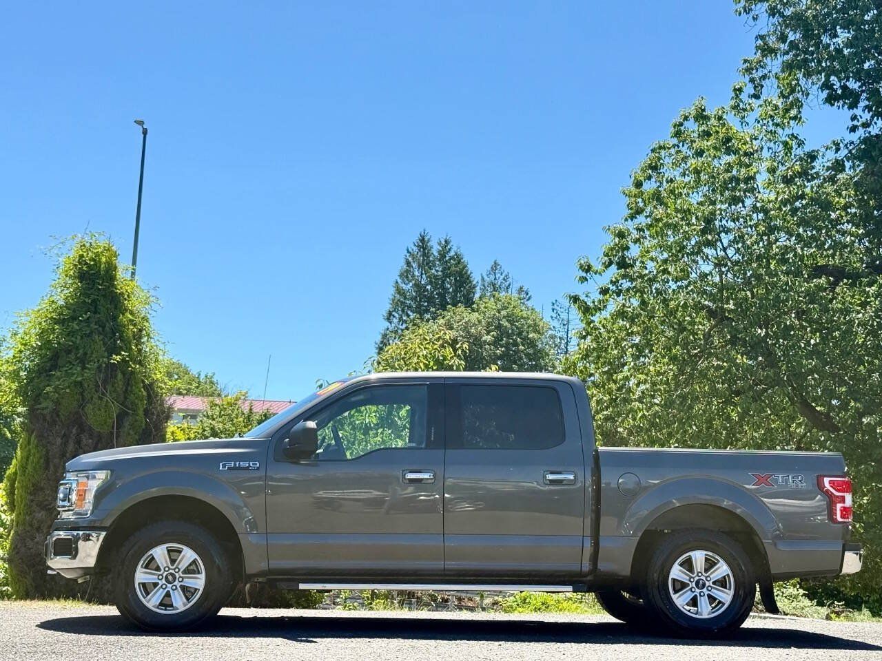 Used 2019 Ford F150 XLT w/ XTR Package AWD/4WD image 4