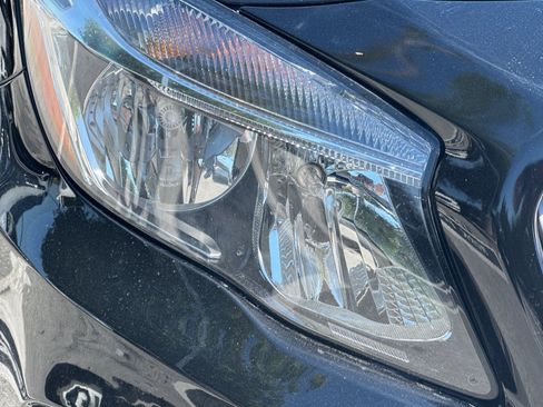 Certified 2017 Mercedes-Benz GLA 250 4MATIC image 10