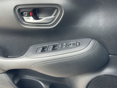 Used 2023 Honda HR-V LX image 22