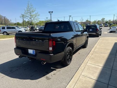 New 2026 Honda Ridgeline Black Edition image 4