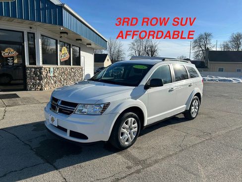 Used 2018 Dodge Journey SE image 2