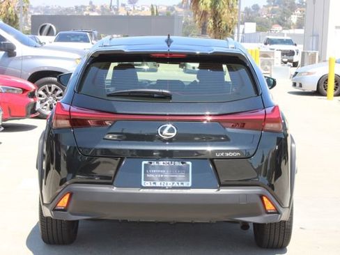 Certified 2025 Lexus UX 300h FWD image 20