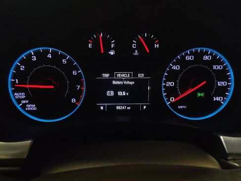 Used 2018 Chevrolet Traverse LT FWD image 23