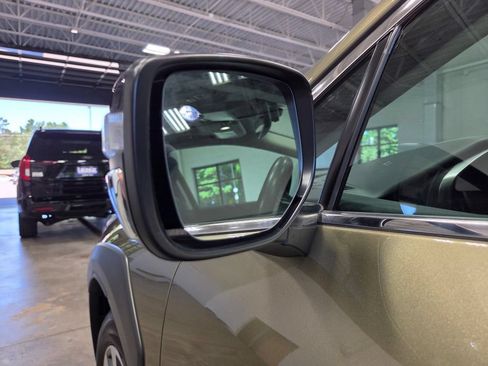 Used 2024 Subaru Outback Limited AWD/4WD image 22
