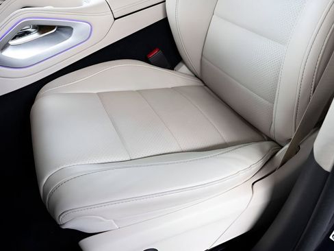 Used 2022 Mercedes-Benz GLE 350 4MATIC image 49