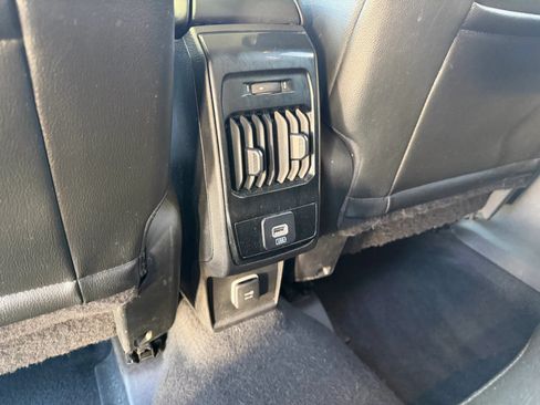 Used 2022 Jeep Compass Latitude FWD image 21