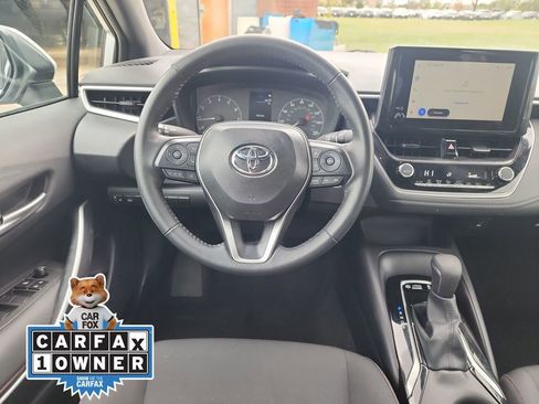 Used 2025 Toyota Corolla SE image 17