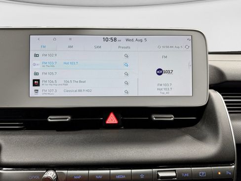 Used 2024 Hyundai Ioniq 5 Limited AWD/4WD image 12