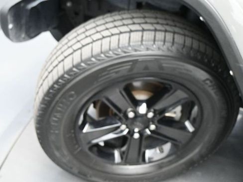 Used 2021 Jeep Wrangler Unlimited Sahara AWD/4WD image 26