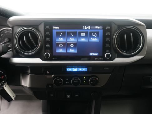 Used 2021 Toyota Tacoma SR5 RWD image 19