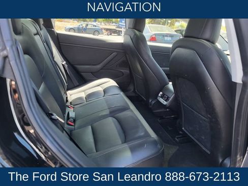 Used 2019 Tesla Model 3 Standard Range Plus RWD image 9