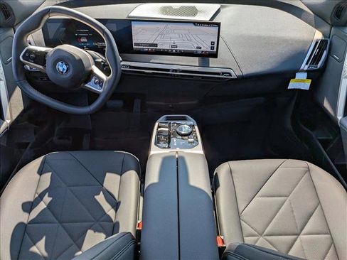 New 2026 BMW iX xDrive60 image 14