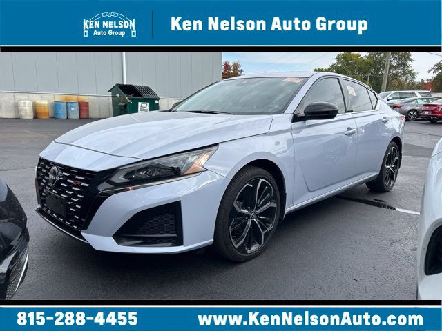 Used 2024 Nissan Altima 2.5 SR w/ SR Premium Package AWD/4WD image 1