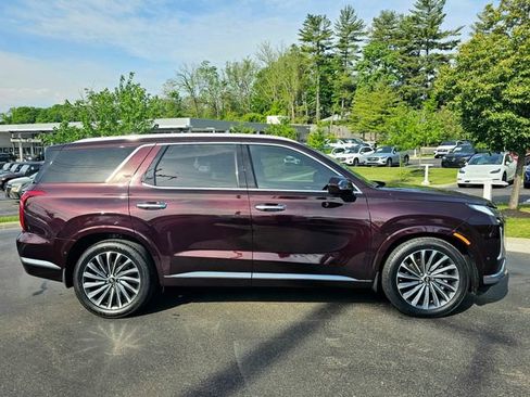 Used 2023 Hyundai Palisade Calligraphy FWD image 7