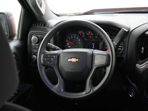 Used 2022 Chevrolet Silverado 1500 Custom AWD/4WD image 16