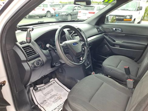 Used 2017 Ford Explorer 4WD Police Interceptor image 7