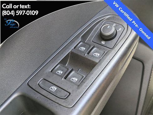 Certified 2025 Volkswagen Taos SE image 24