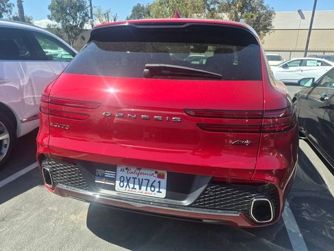 Used 2022 Genesis GV70 2.5T AWD/4WD image 7