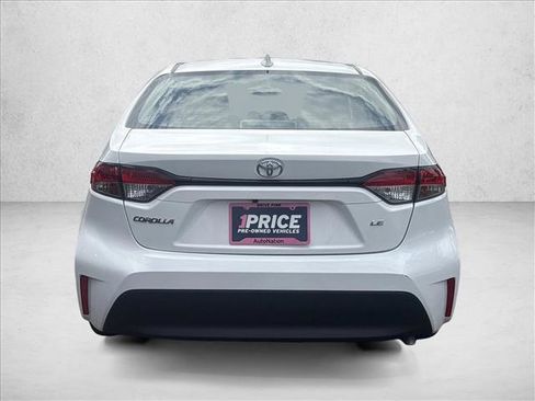 Used 2024 Toyota Corolla LE FWD image 6