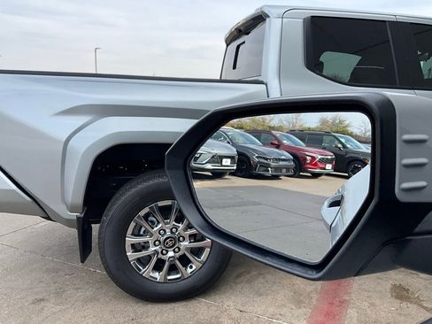 Used 2025 Hyundai Kona SEL image 19