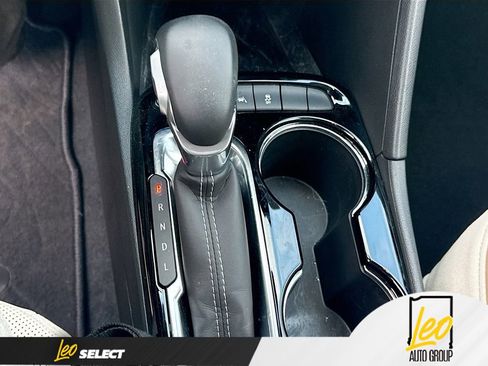 Used 2024 Buick Encore GX Avenir w/ Avenir Convenience Package FWD image 19
