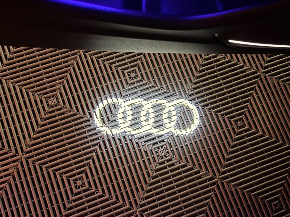 Used 2019 Audi A4 2.0T Prestige AWD/4WD image 10