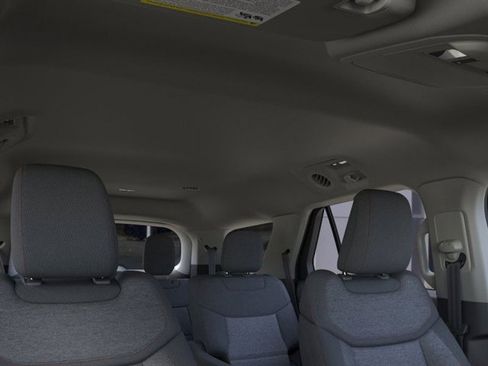 New 2026 Ford Explorer Active image 22