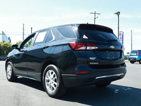 Used 2024 Chevrolet Equinox LT FWD image 8