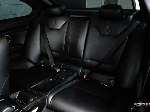 Used 2013 BMW M3 Coupe image 35