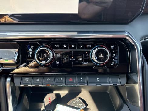 New 2026 GMC Sierra 2500 Denali Ultimate image 20