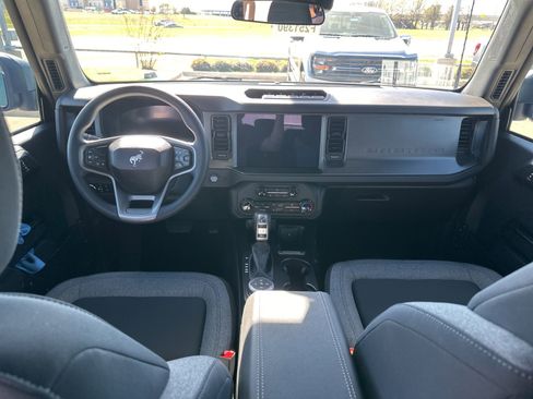 New 2025 Ford Bronco 4-Door w/ Sasquatch Package image 15