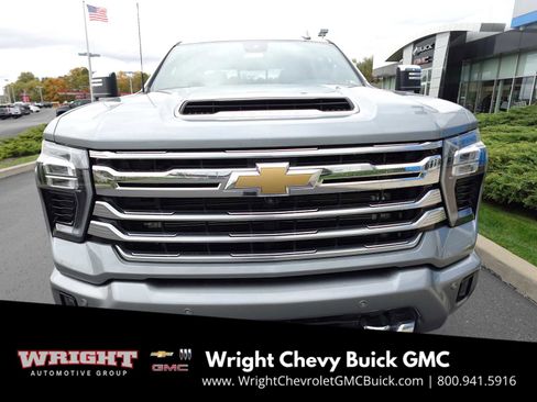 Used 2024 Chevrolet Silverado 2500 High Country image 10