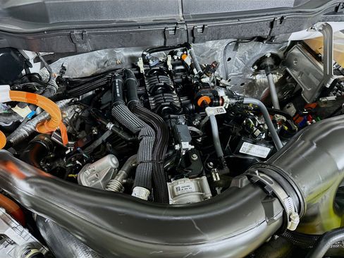 Used 2024 Ford F150 XLT w/ Equipment Group 302A MID image 34