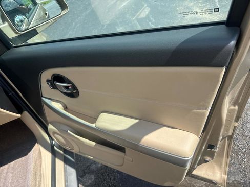 Used 2006 Chevrolet Equinox LT w/ LT Preferred Equipment Group AWD/4WD image 8