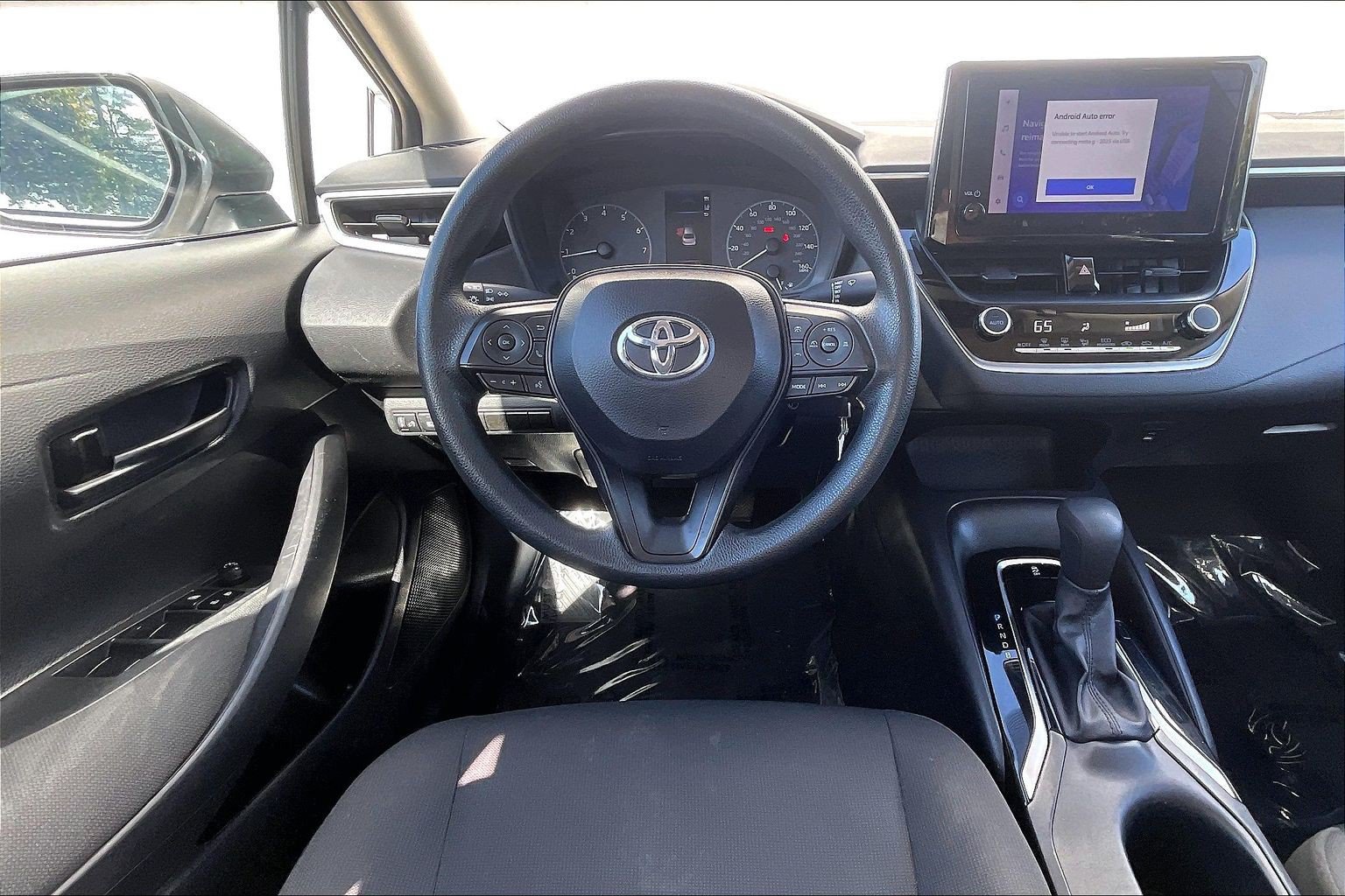Used 2024 Toyota Corolla LE FWD image 6
