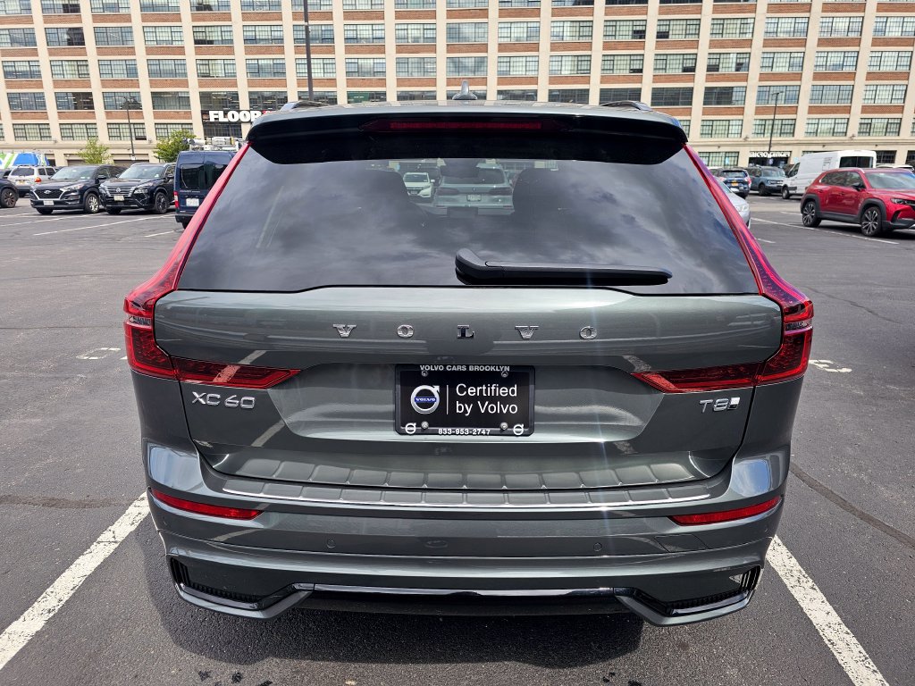Certified 2026 Volvo XC60 T8 Ultra AWD/4WD image 32