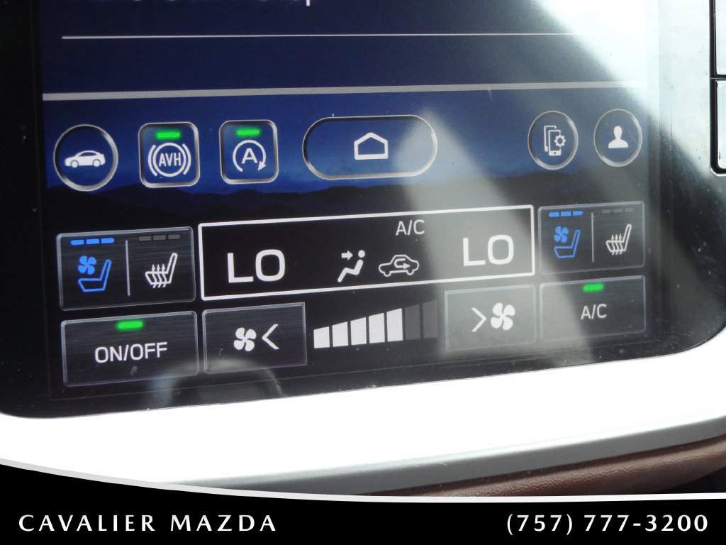Used 2025 Subaru Outback Touring XT AWD/4WD image 38