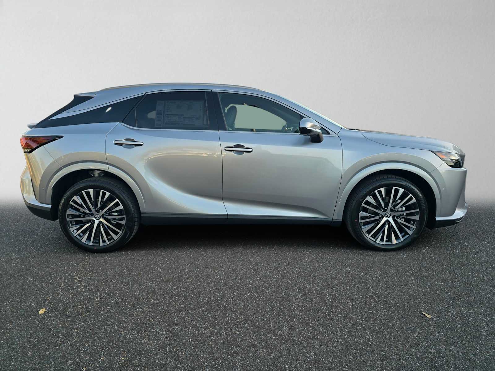New 2026 Lexus RX 350 AWD/4WD image 2