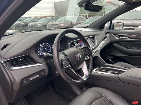 Used 2023 Buick Enclave Avenir w/ Avenir Technology Package AWD/4WD image 12