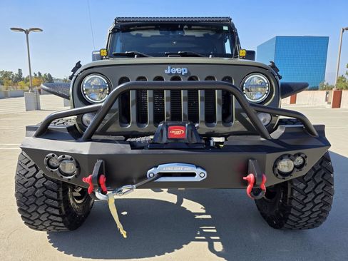 Used 2015 Jeep Wrangler Unlimited Sport w/ Quick Order Package 24S AWD/4WD image 4