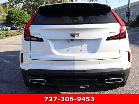 Used 2024 Cadillac XT4 Premium Luxury w/ Technology Package FWD image 7