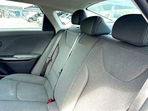 Used 2025 Kia K4 FWD image 19