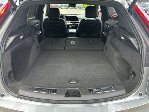 Used 2024 Cadillac XT4 Premium Luxury FWD image 21