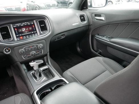 Used 2018 Dodge Charger GT image 11