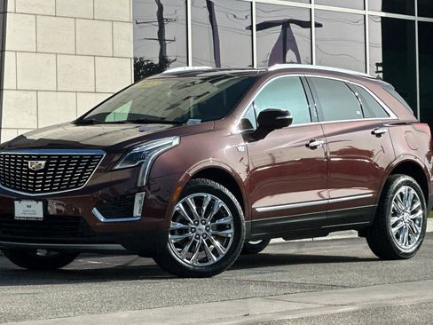 Used 2022 Cadillac XT5 Premium Luxury image 8